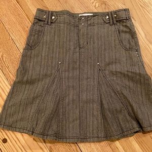 Herringbone patterned skirt